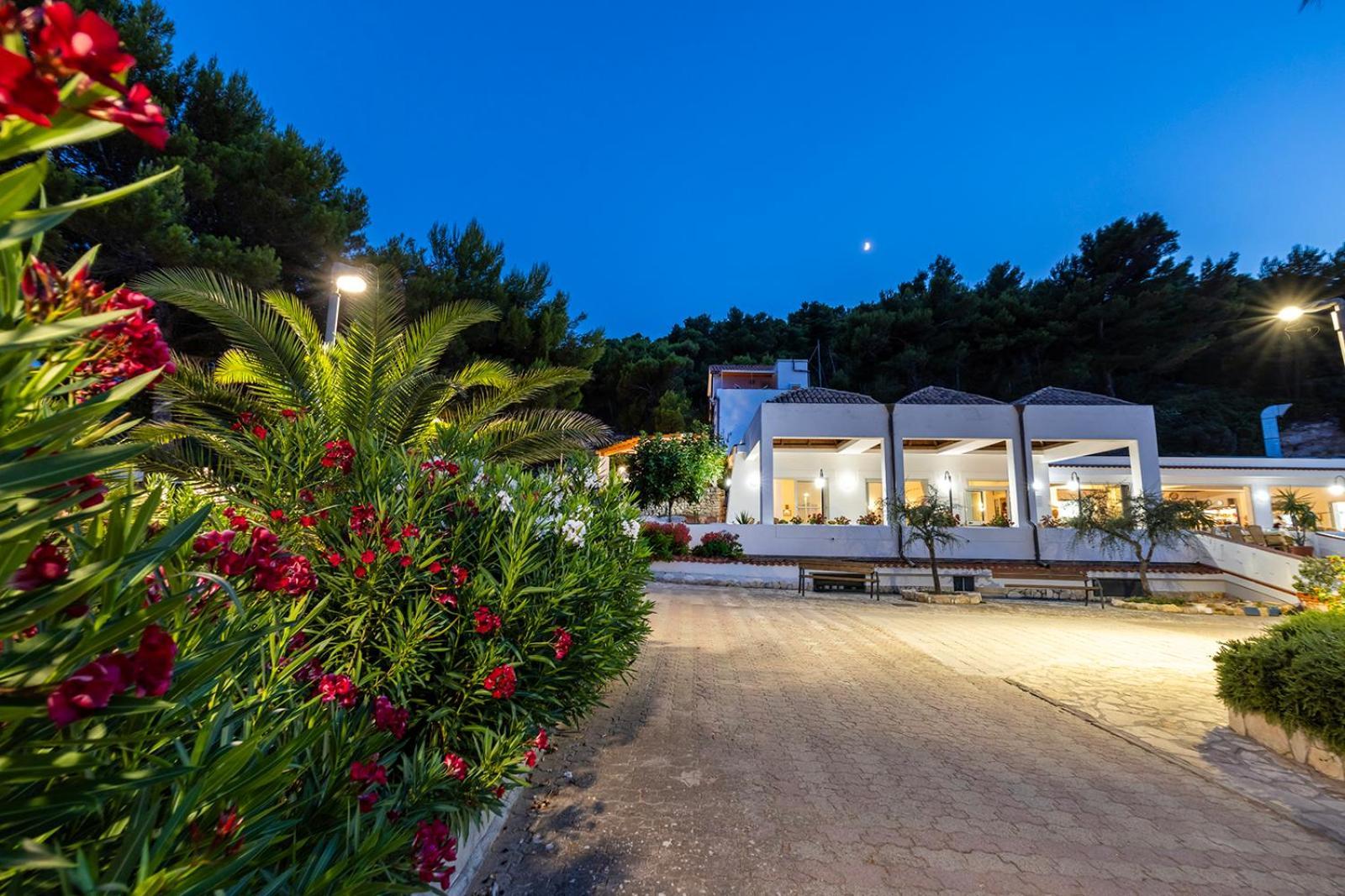 Crovatico Club Vacanze Vieste Exterior photo